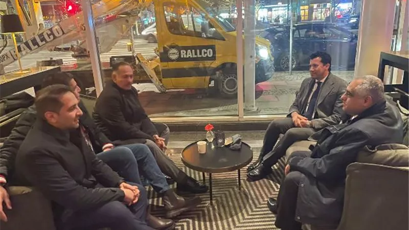 بالصور.. وزير الرياضة يصل السويد لمؤازرة منتخب اليد أمام الدنمارك فى بطولة العالم