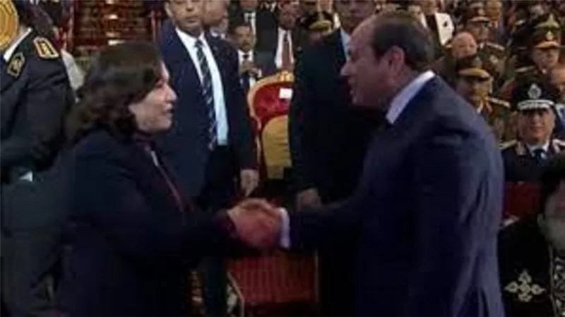 ابنة صلاح ذو الفقار بعد تكريم الرئيس: 