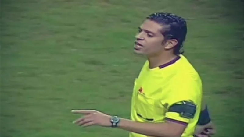 الغندور حكما لمباراة الأهلى والبنك فى الدورى غدا