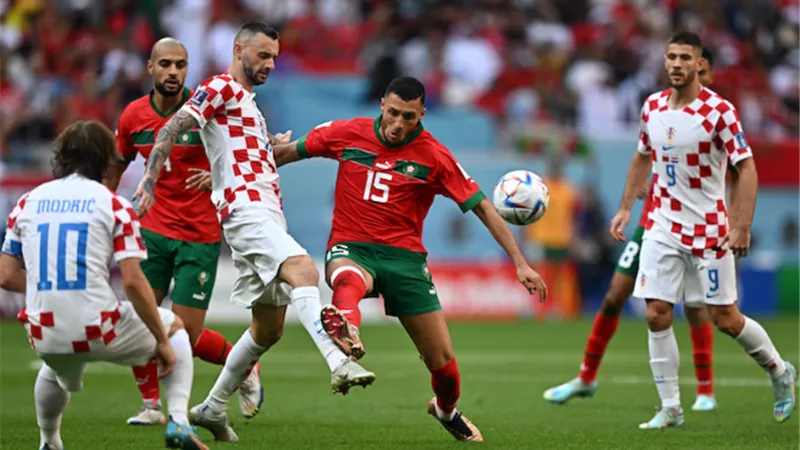 نجم منتخب المغرب يقترب من اللعب بالدوري الإسباني