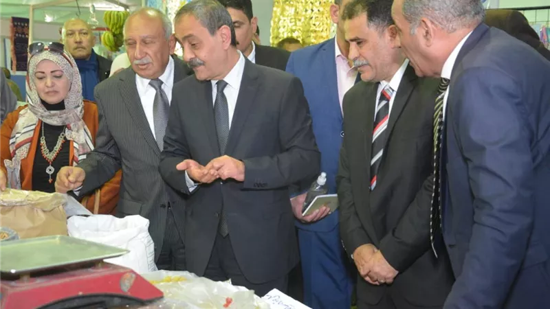 محافظ الإسماعيلية ورئيس الغرفة التجارية يفتتحان معرض اهلا رمضان
