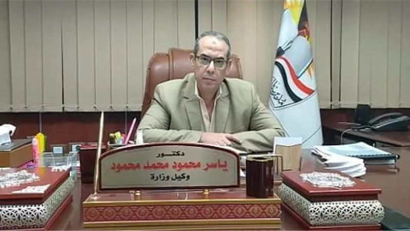 إحالة لجنة امتحانات الإعدادية بجهينة للتحقيق وضبط 5 طلاب متلبسين بالغش الإلكتروني