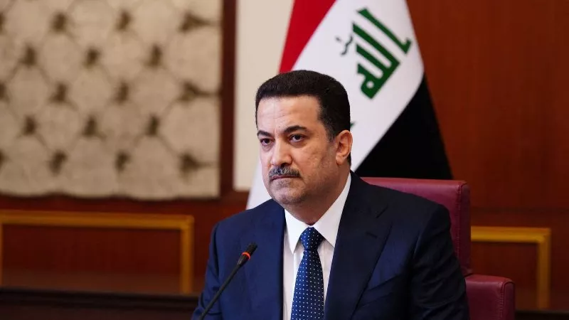رئيس الوزراء العراقي يزور فرنسا لإجراء محادثات مع ماكرون