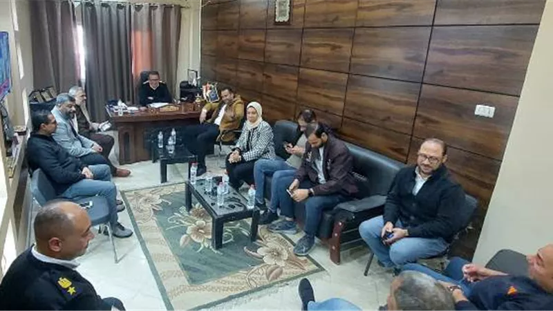 رئيس جهاز 15مايو يقدم التهنئة لرجال الشرطة فى عيدها الـ ٧١.. صور