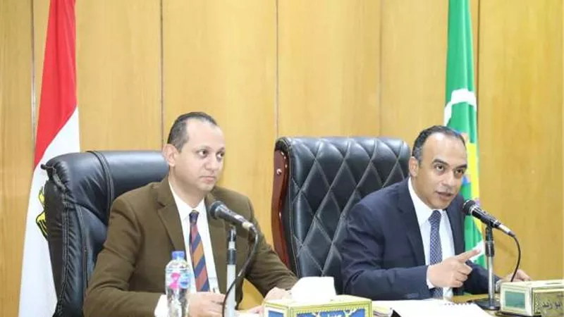 نائب المحافظ المنيا يتابع الموقف التنفيذي لمشروعات حياة كريمة
