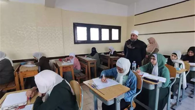 تعليم الجيزة: 95% نسبة حضور طلاب الإعدادية في آخر يوم امتحانات