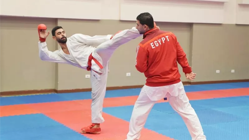 بطل الزهور طه طارق يستعد لخوض بطولة البريمييرليج بالقاهرة