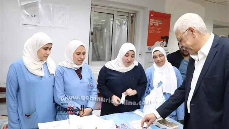 القاصد يفاجئ المستشفيات الجامعية ويشدد بتقديم خدمة طبية متميزة