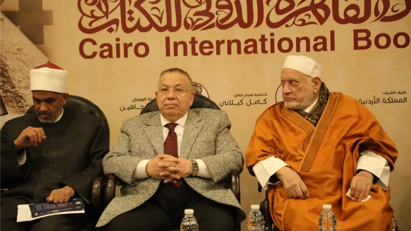 نقيب الأشراف:الدكتور أحمد عمر هاشم رجل سلام ملأ الدنيا كلها بعلمه