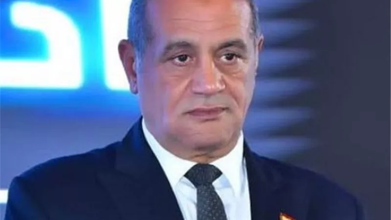 ضبط مدرس و7 طلاب سربوا امتحان مادة الجبر والأحصاء