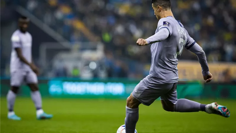 شاهد ..الاتحاد يكتسح النصر بقيادة رونالدو بثلاثية بالسوبر السعودى
