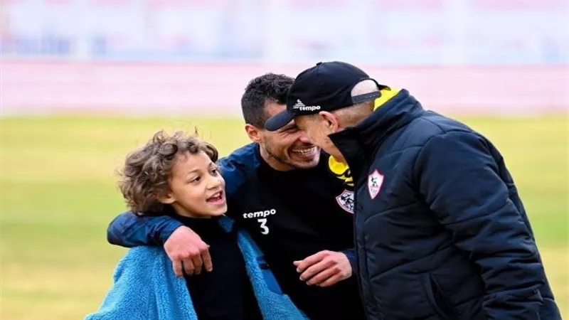 طارق حامد يودع فيريرا بعد رحيله عن تدريب الزمالك - صورة