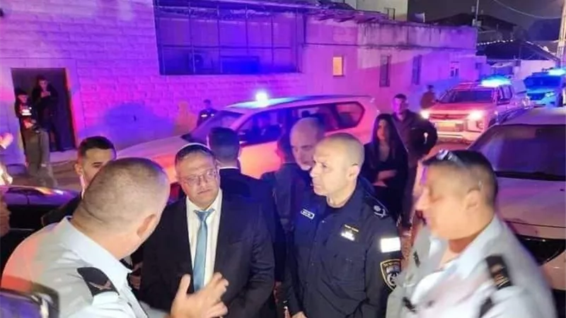 نتنياهو يصل موقع العملية الإنتحارية فى حى النبى يعقوب بالقدس