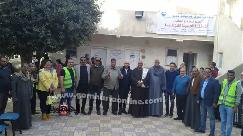 الكشف على 817 بالقافلة الطبية لحزب مستقبل وطن