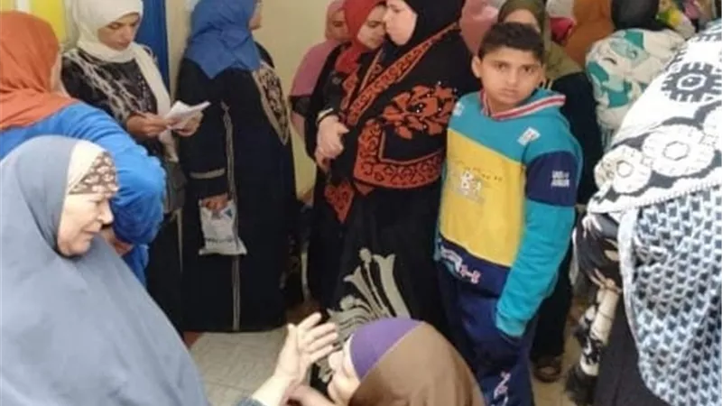 علاج ٥٠٠ حالة مجانا فى قافلة لمستقبل وطن كفر شكر بقرية المنشأة