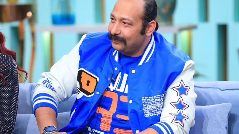 محمد ثروت يدعم الأمهات: عليهم عبء ومحتاجين تقدير