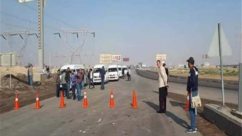 تحويلات مرورية وغلق طرق بالقاهرة لاستكمال أعمال الغاز الطبيعى