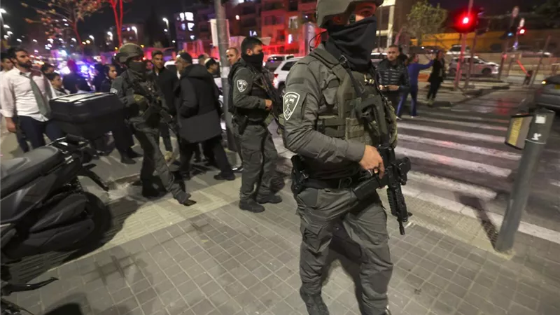 إسرائيل تعلن إعتقال 42 شخصا فى القدس