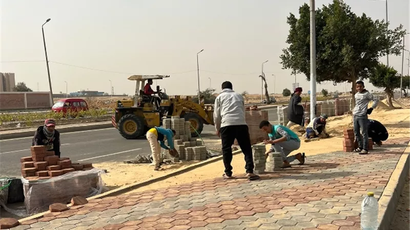 جهاز الشروق يكشف عن أهم مشروعات الكهرباء وتنسيق الموقع.. بالصور