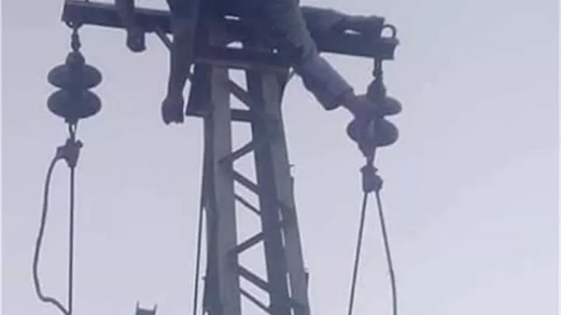 مصرع فنى كهربائي صعقا اثناء عمله بالشرقية