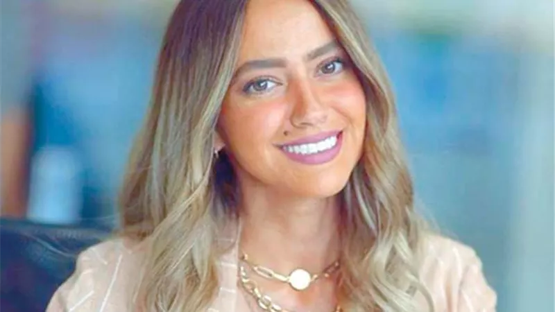 هند عبد الحليم تعاني الإدمان في 