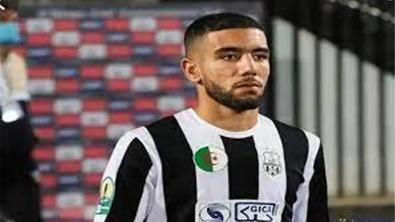 شقيق القندوسى يعلن انضمامه للاهلى