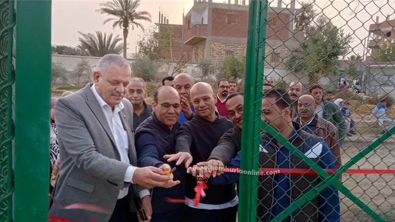 نواب السويس فى افتتاح ملعب مركز شباب جنيفة بعد تطويره