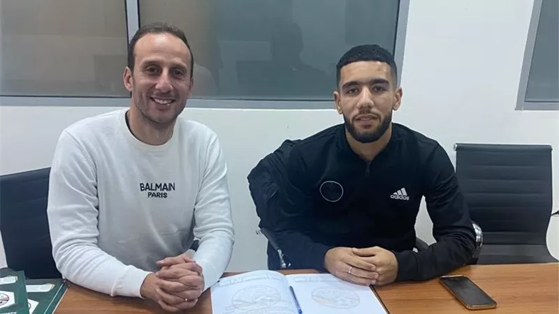 رسمياً.. الأهلي يضم نجم وفاق سطيف الجزائرى 4 أربع سنوات ونصف