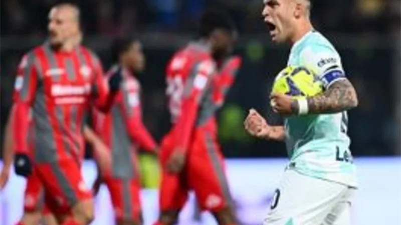 الشوط الأول ..إنتر ميلان يتعادل مع كريمونيزي 1/1 بالدورى الايطالى