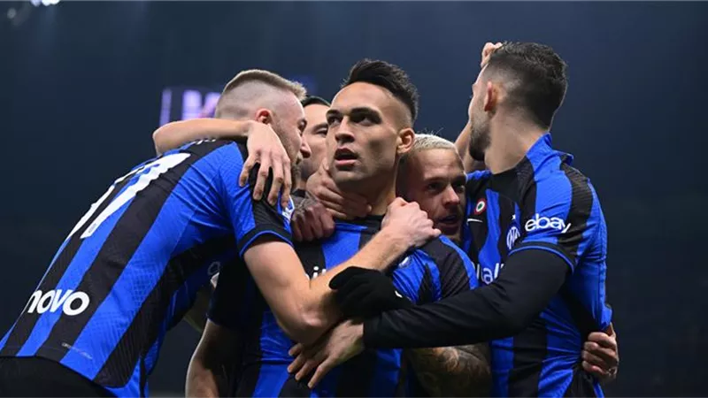 إنتر ميلان يفوز علي كريمونيزي 2-1 ويحتل وصافة الدوري الإيطالي