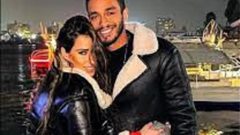 محمد إبراهيم يسري يحتفل بنجاح اغنية 