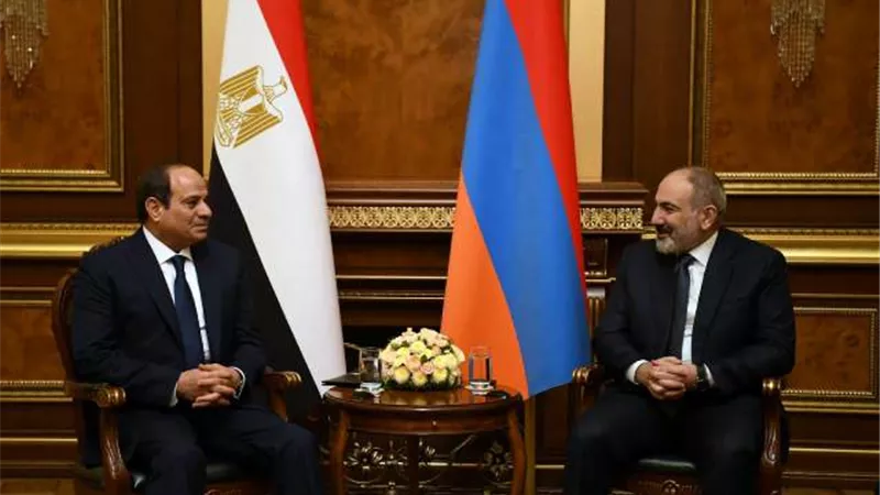 السيسي يعقد مباحثات مع رئيس الوزراء الأرميني نيكول باشينيان