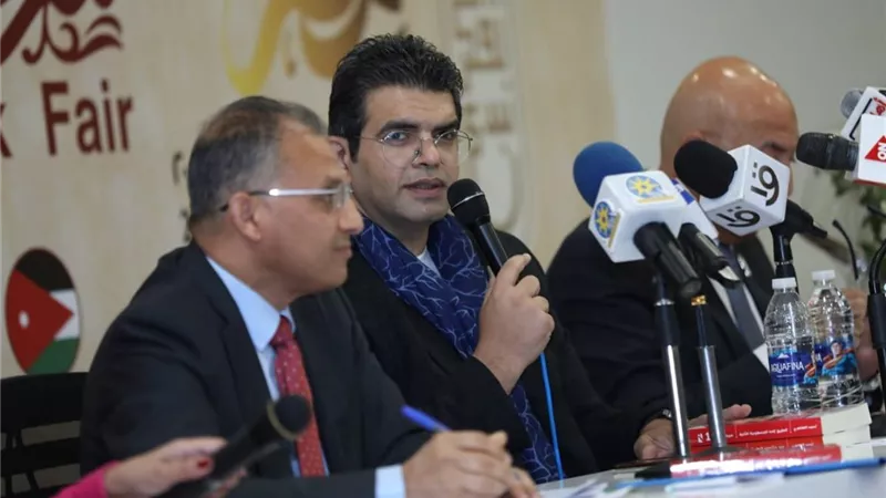 أحمد الطاهرى يعلن التبرع بمبيعات 