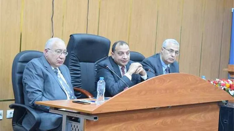 رئيس جامعة بني سويف يوجه بتوفير كافة التسهيلات لهيئة التمريض