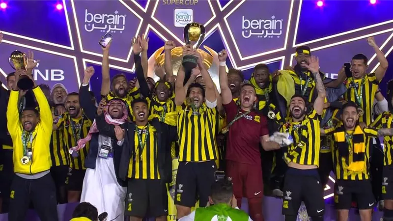 الإتحاد يتوج بطلاً لكأس السوبر السعودى بالفوز أمام الفيحاء