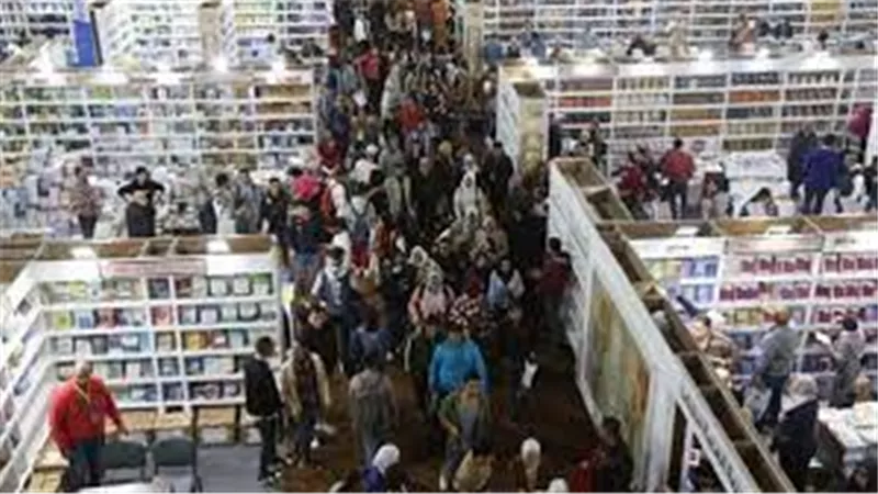 في اليوم الخامس..بدء توافد الجمهور على معرض القاهرة للكتاب