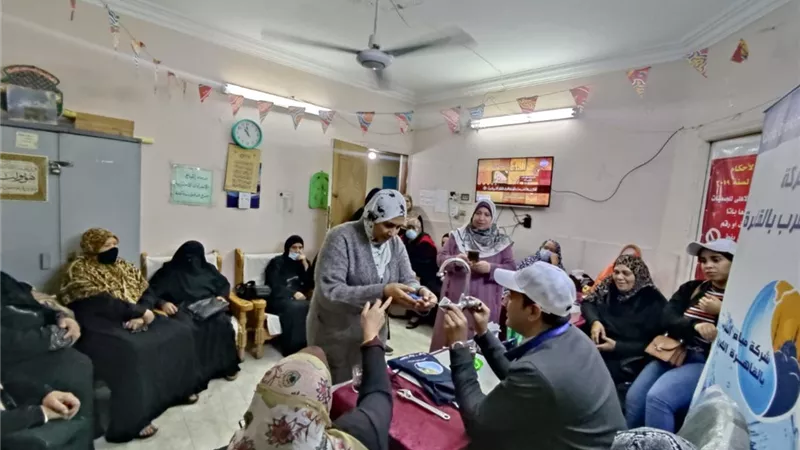 مياه القاهرة تنفذ ندوات توعية بمشاركة الجميعات الأهلية