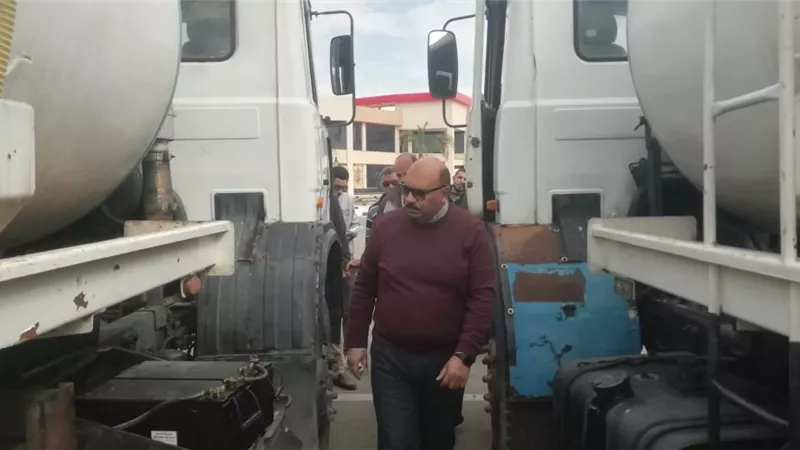 رئيس مياه القناة يتفقد أكبر اصطفاف لمعدات التعامل مع الأمطار