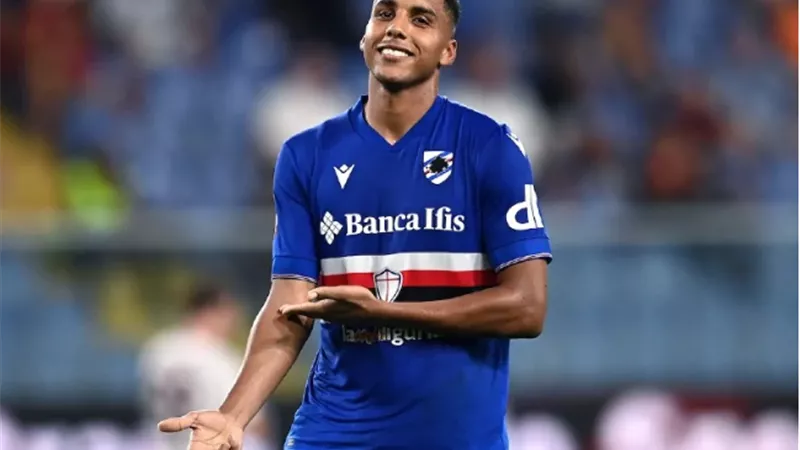المغربى صابيري يقترب من التوقيع لفيورنتينا الإيطالي