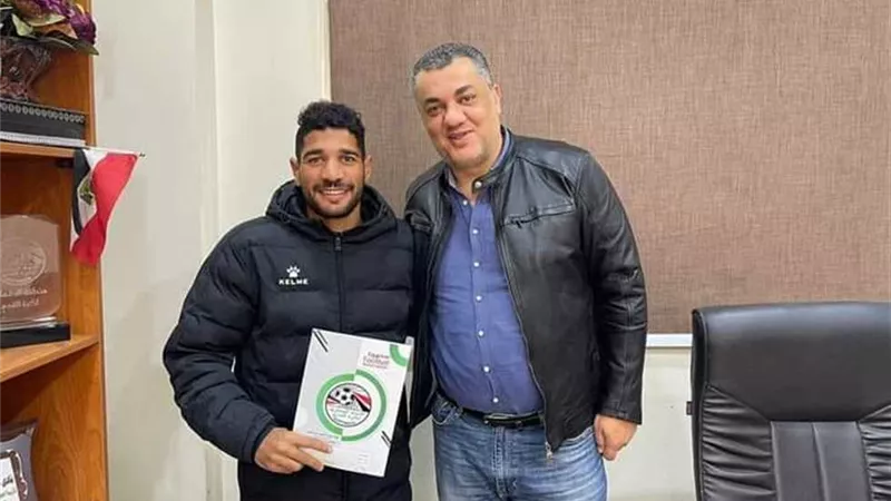 المصرى البورسعيدى يتعاقد مع نجم دكرنس لمدة 6 شهور