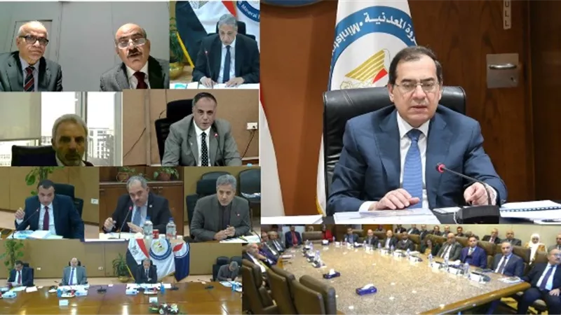 وزير البترول يعتمد الموازنة التخطيطية لـ
