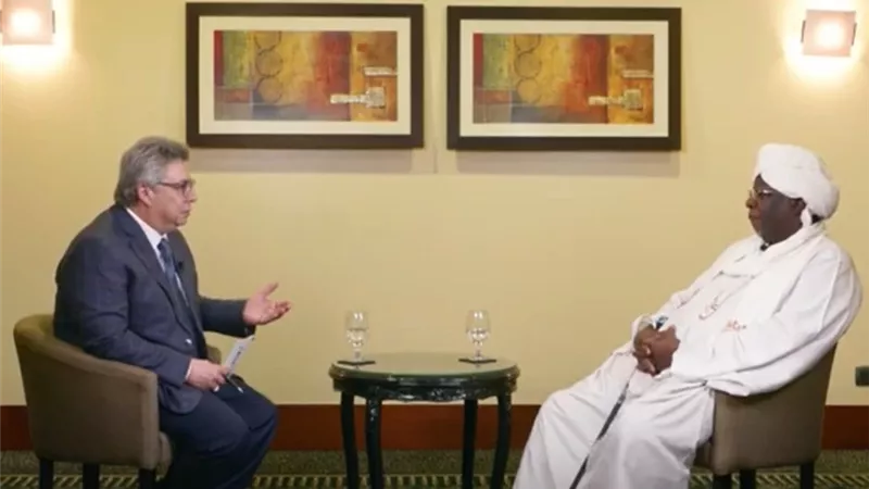 الفريق صديق إسماعيل:هناك معاناة ولكن الشعب السوداني صبور