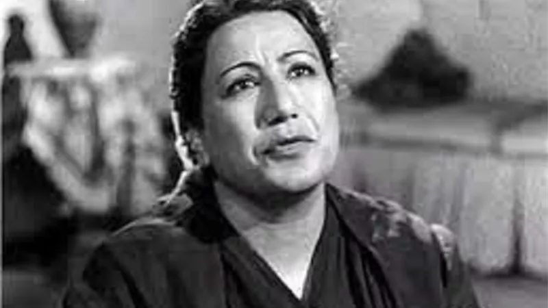 ما لا تعرفه عن أم السينما المصرية فى ذكرى رحيلها
