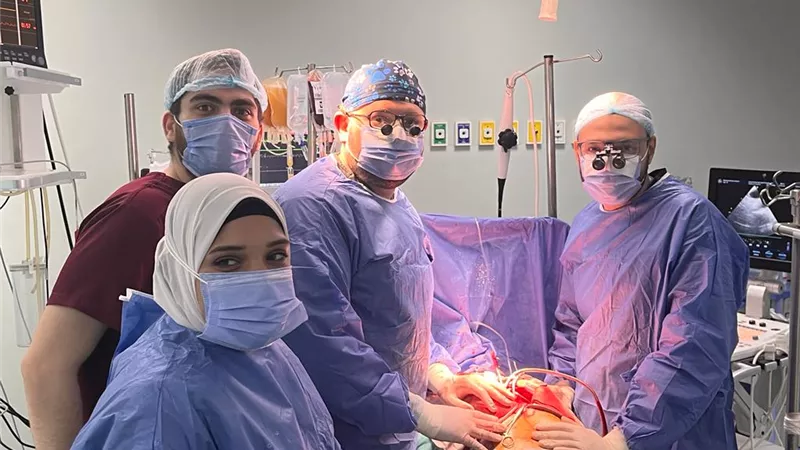 جامعة أسيوط تعلن نجاح عملية قلب مفتوح واستئصال ورم نادر من القلب
