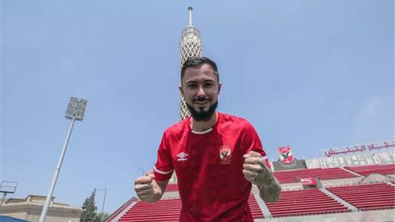 شادي حسين وسافيو على رأس المستبعدين من قائمة الأهلي بكأس العالم