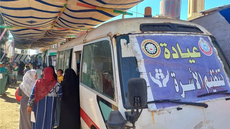 الكشف على 1885 مريضا بقافلة طبية ببلقاس