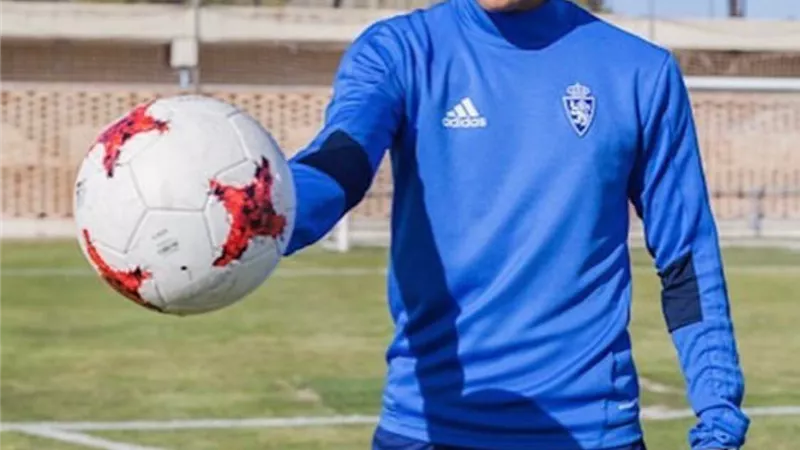 مصير مفاوضات الزمالك مع أسوان لضم أحمد بلحاج