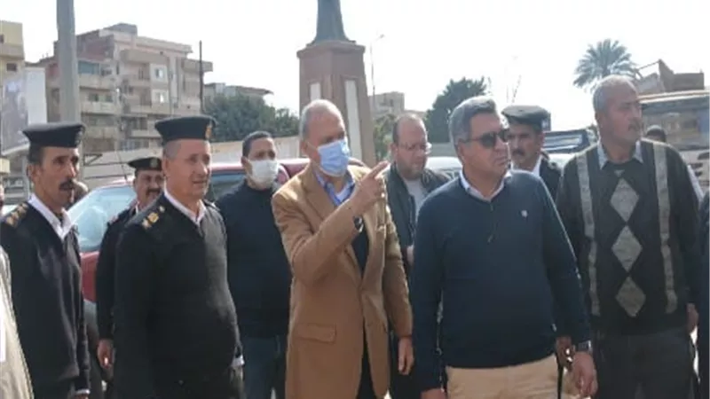 تحرير 520 محضر فى حملة مكبرة يقودها محافظ القليوبية بمدينة بنها