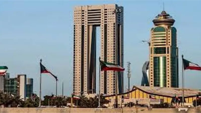 المالية الكويتية تقدم مشروع الموازنة بعجز كبير