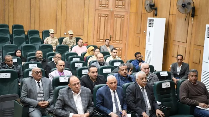 الداودى: بدء إفتتاح مشروعات المرحلة الأولى لحياة كريمة بقنا